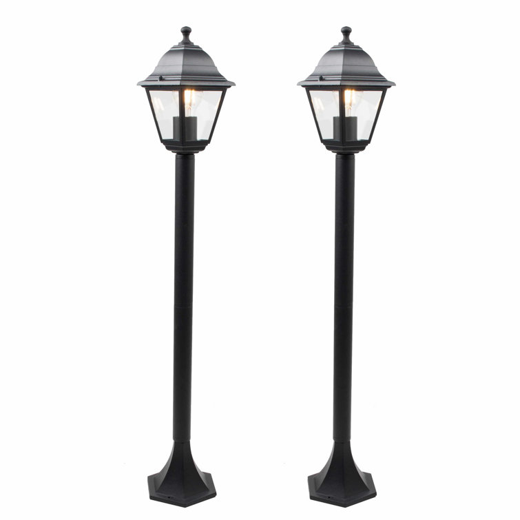 ClassicLiving Gasparilla Lamp Post Wayfair.co.uk